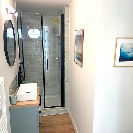 Avec Terrasse Proche Du Centre-ville Appartement