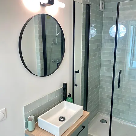 Avec Terrasse Proche Du Centre-ville